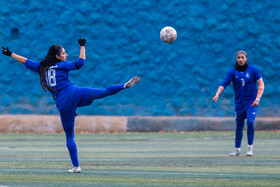 هفته نهم لیگ دسته اول فوتبال بانوان؛ استقلال - نماینده همدان