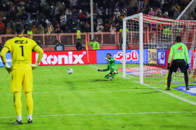 مرحله یک شانزدهم نهایی جام حذفی؛ تراکتور - پرسپولیس