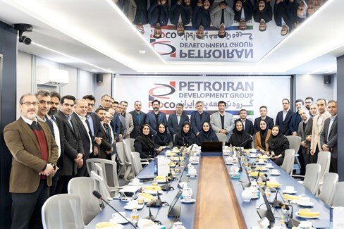 همزمان با هفته پژوهش،تجلیل از پژوهشگران برتر گروه توسعه پترو ایران