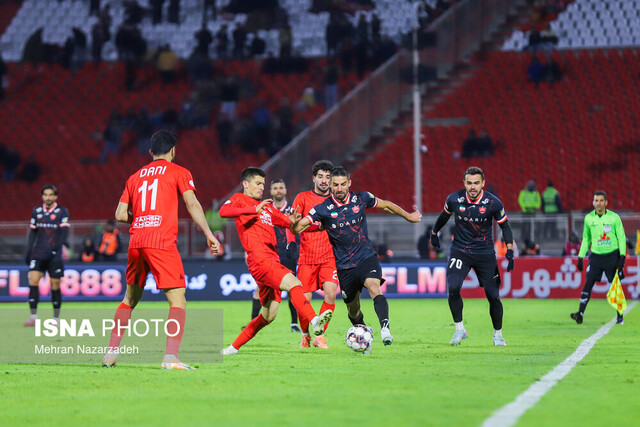 تراکتور-پرسپولیس؛ تقابل سرخ‌های فوتبال ایران در سکوت یادگار