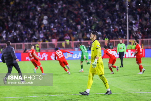 پرسپولیس نباید اجازه می‌داد بازی به پنالتی برود/ کریم باقری برای آذربایجان است