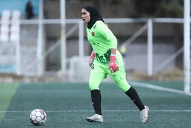 هفته یازدهم لیگ برتر فوتبال بانوان؛ فرا ایساتیس کران - پرسپولیس