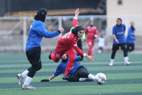 هفته یازدهم لیگ برتر فوتبال بانوان؛ فرا ایساتیس کران - پرسپولیس