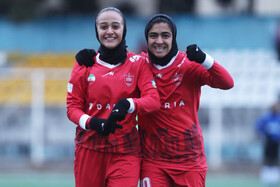 هفته یازدهم لیگ برتر فوتبال بانوان؛ فرا ایساتیس کران - پرسپولیس