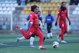 هفته یازدهم لیگ برتر فوتبال بانوان؛ فرا ایساتیس کران - پرسپولیس