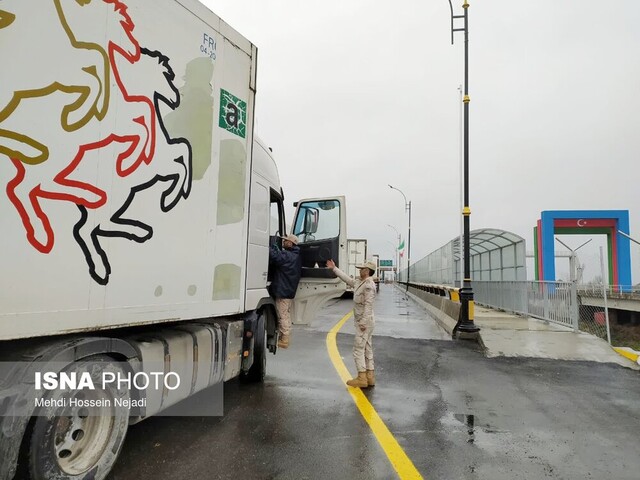 ترافیک مرزی و زیان صادرکنندگان در آستارا/ پیگیریهای دیپلماتیک ادامه دارد
