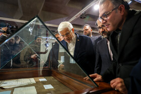 بازدید محمدرضا عارف، معاون اول رییس جمهور از سازمان اسناد و کتابخانه ملی