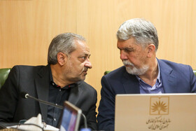 سید عباس صالحی، وزیر فرهنگ و ارشاد اسلامی و علیرضا کاظمی، وزیر آموزش و پرورش در جلسه هیات امنای سازمان اسناد و کتابخانه ملی