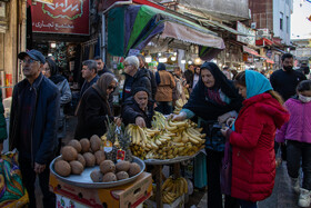 بازار شب یلدا ــ رشت