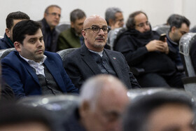 سید شهاب‌الدین طباطبایی در مراسم ختم سید محمود فیض اردکانی