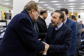 محمود واعظی در مراسم ختم سید محمود فیض اردکانی