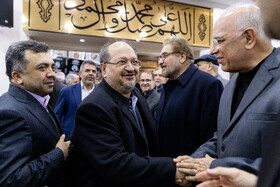 محمد شریعتمداری در مراسم ختم سید محمود فیض اردکانی