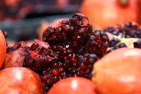 بازار تره‌بار همدان در تکاپوی یلدا