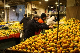 بازار تره‌بار همدان در تکاپوی یلدا