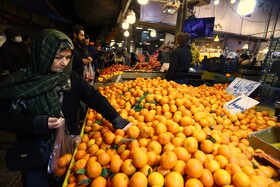 بازار تره‌بار همدان در تکاپوی یلدا