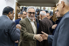 رضا خاتمی در مراسم ختم سید محمود فیض اردکانی