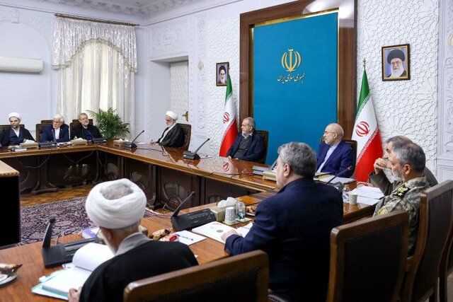 برگزاری جلسه شورایعالی هماهنگی اقتصادی با حضور سران قوا برگزاری جلسه شورایعالی هماهنگی اقتصادی با حضور سران قوا