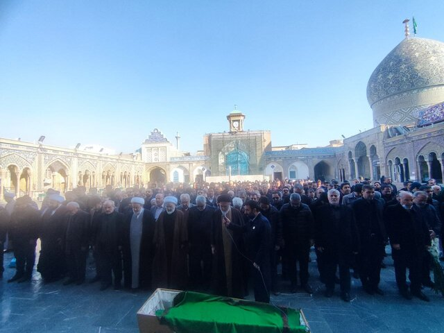 اخبار سیاسی ۳۰ آذر؛ رد دو اتهام ارزی علیه مجلس/همکاری قوا برای حل مسائل معیشتی