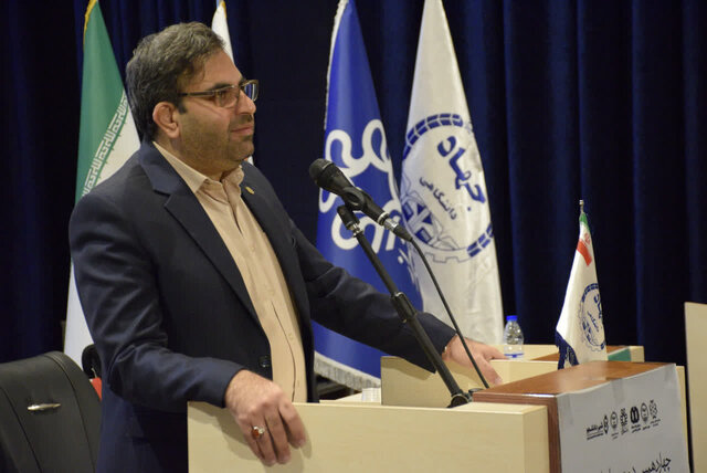 رئیس جهاددانشگاهی فارس: مناظره مسیر پرورش خرد جمعی و گفت‌وگوی سازنده است