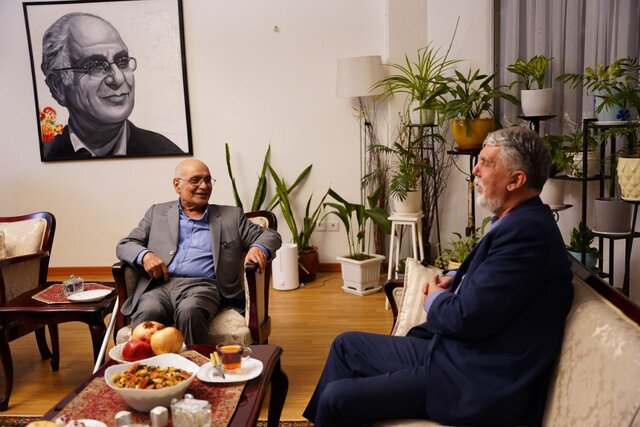 دیدار وزیر فرهنگ با هوشنگ مرادی کرمانی