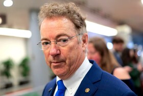 سناتور آمریکایی: تحرکات در کارائیب مقدمه‌ای برای جنگ است/باید سوریه را ترک کنیم