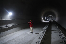 بازدید اصحاب رسانه از خط دو و سه قطار شهری تبریز