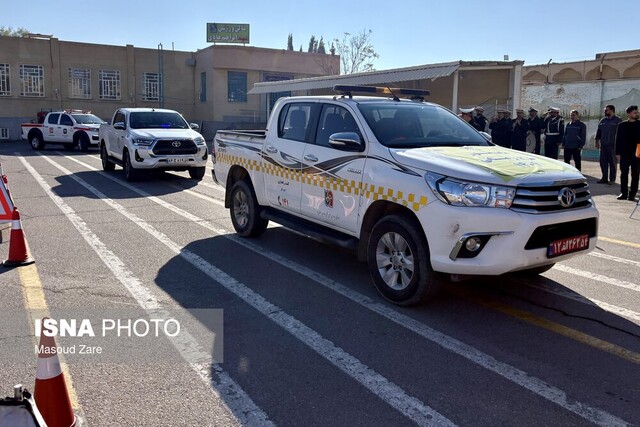 آمادهباش زمستانی پلیس و امدادگران یزد/۹۶ تیم در محورهای برفگیر مستقر شدند