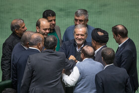 مسعود پزشکیان، رئیس جمهور در صحن علنی مجلس - ۲ دی