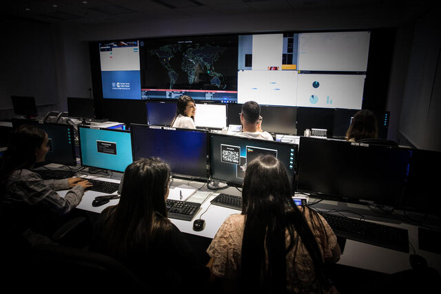 والاستریت ژورنال: اسرائیل به طرز شرمآوری مقابل نفوذ سایبری ایران آسیبپذیر است