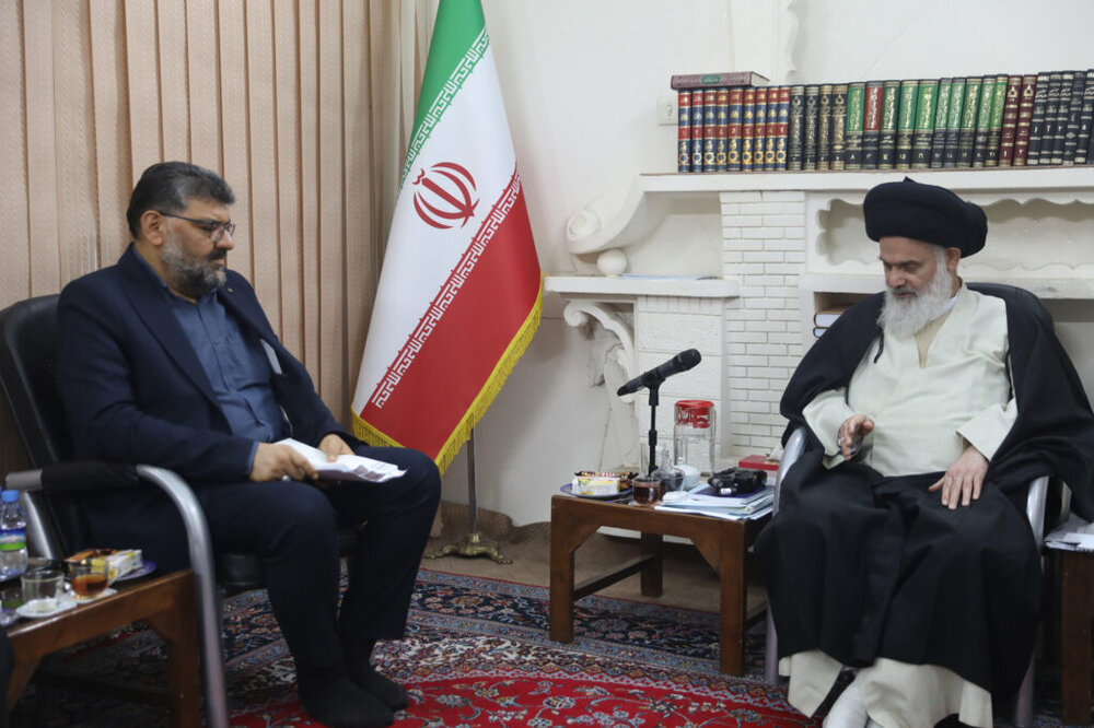 امام جمعه قم: خدمات مرکز وکلا باید به مردم اطلاع رسانی شود