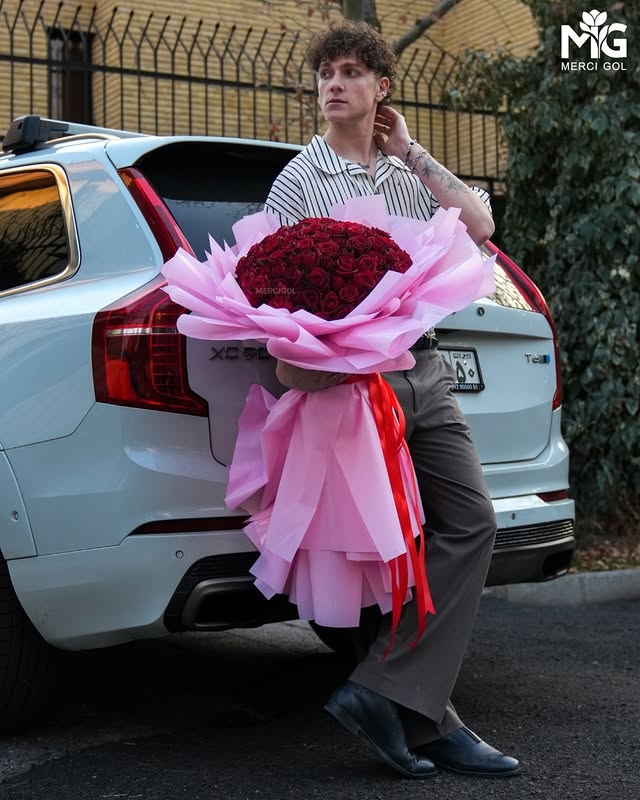 جدیدترین ترندهای باکس گل و تاج گل برای تولد و مناسبت‌های لوکس