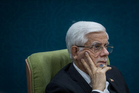  محمد رضا عارف، معاون اول رئیس جمهور در مراسم تودیع و معارفه رئیس بنیاد شهید و امور ایثارگران