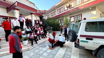 برگزاری دوره تربیت مربی کد ۳ امداد و کمک‌های اولیه