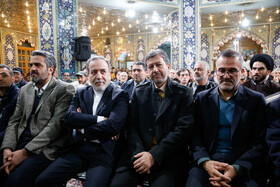 به ترتیب از سمت راست اکبر صالحی، معاون امنیتی استانداری اصفهان،مهدی جمالی‌نژاد استاندار اصفهان، سید عباس عراقچی، وزیر امور خارجه و رسول بخشی، نماینده مردم اصفهان در مجلس شورای اسلامی در مراسم بزرگداشت علی‌اکبر پرورش