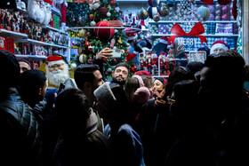 خرید کریسمس در آستانه سال نو میلادی