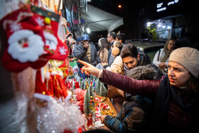 خرید کریسمس در آستانه سال نو میلادی