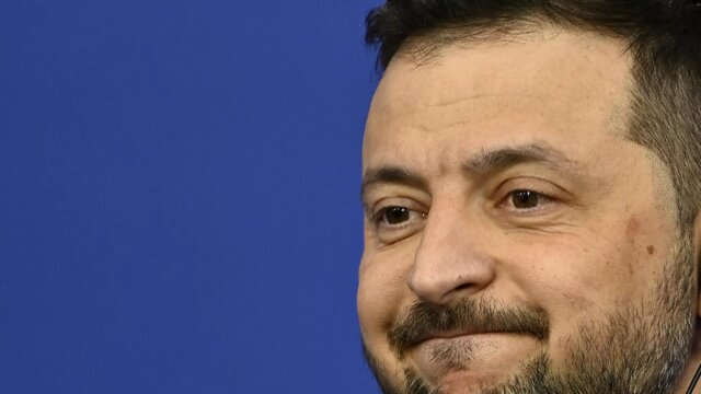 حدود ۴۰ درصد اوکراینی‌ها زلنسکی را فاسد می‌دانند