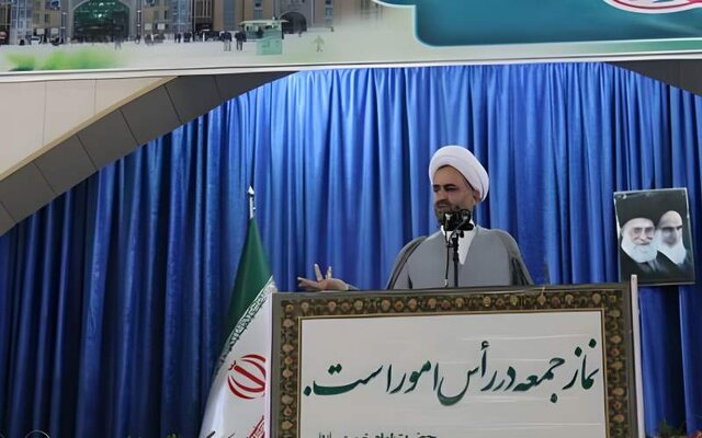 امام جمعه زاهدان: دشمن در برابر پیوند امت و ولایت ناتوان است