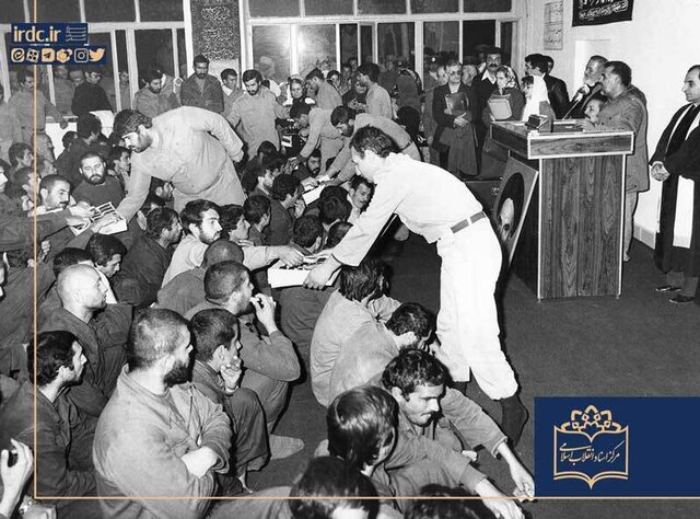 جشن کریسمس اسرای مسیحی عراقی در ایران + تصاویر