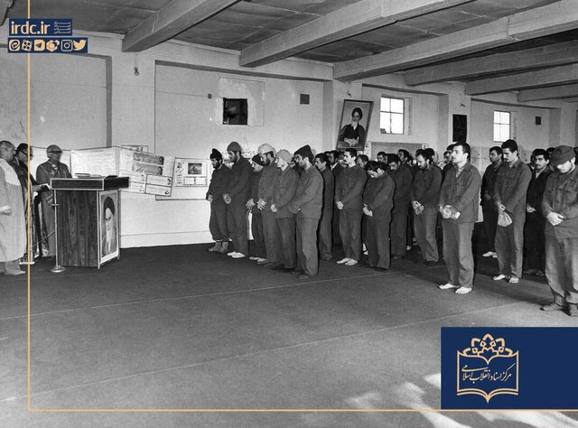 جشن کریسمس اسرای مسیحی عراقی در ایران + تصاویر