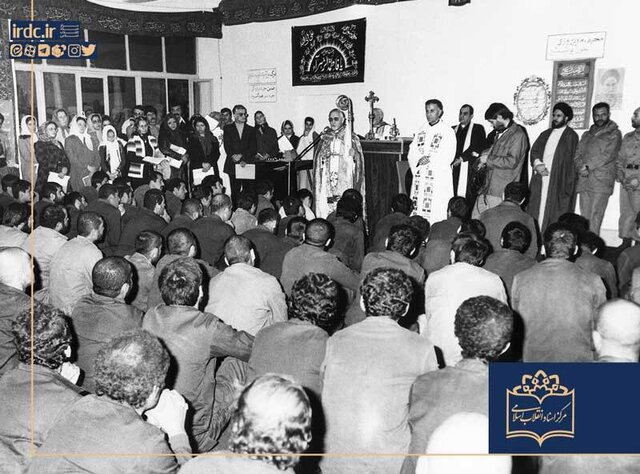 جشن کریسمس اسرای مسیحی عراقی در ایران + تصاویر