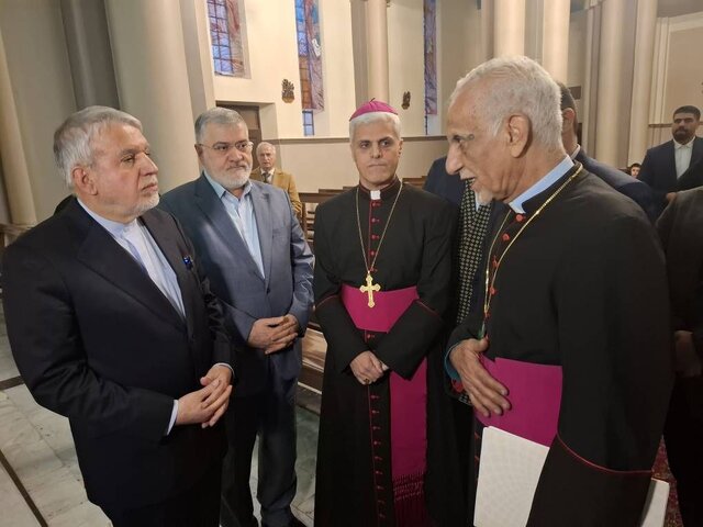 تهران نماد همزیستی اقوام و ادیان در جمهوری اسلامی است