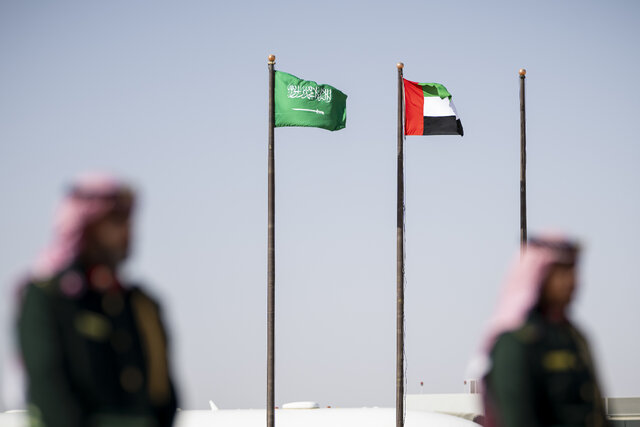 جنگ نفت و بنادر؛ چرا عربستان و امارات در یمن مقابل هم ایستاده‌اند؟