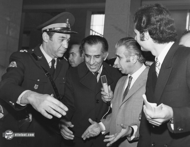 روایت مطبوعات از پایان گروگانگیری جمشید آموزگار