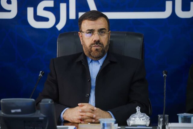 الزام مدیران دستگاه‌های اجرایی فارس به بهره‌گیری از دستیار هوش مصنوعی