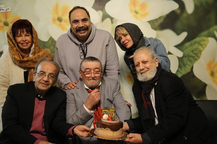 رضا رویگری در تولد ۷۵ سالگی+ویدیو