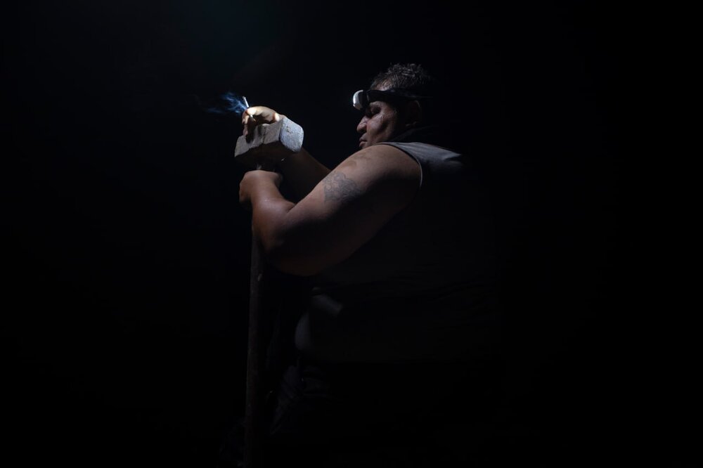 آیا زیرخاکی پیدا کردن جرم است؟