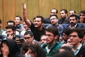 نقد تصمیمات در دانشگاه ممکن است، اما در چارچوب قانون