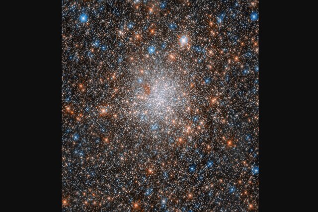 عکس روز ناسا از درخشش یک خوشه ستاره‌ای کروی