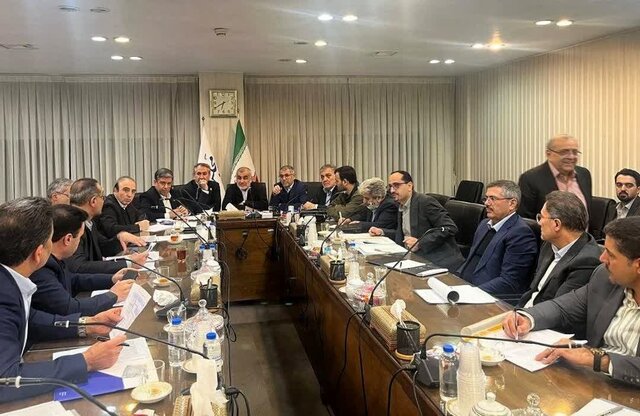 پیگیری تسهیلات مصوب سفر رئیس‌جمهور به اردبیل در نشست مشترک با بانک‌های عامل کشور